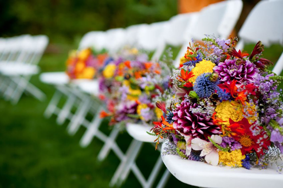 Special Advantages of Using Silk Wedding Flowers