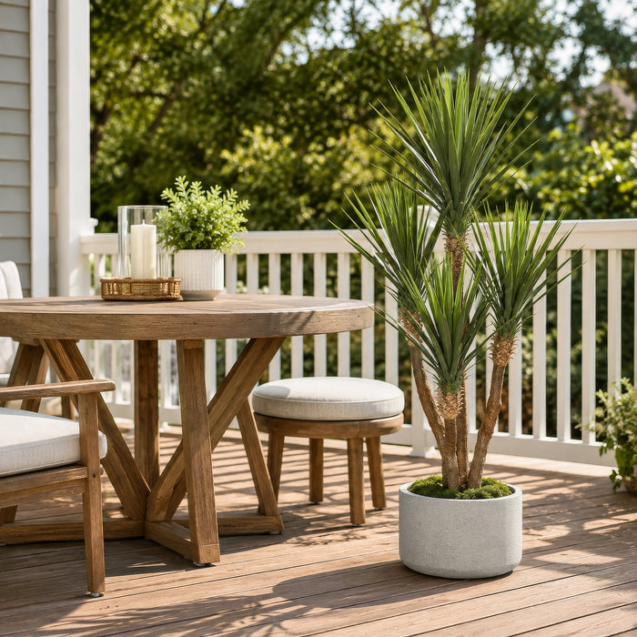 4'9" Outdoor UV-Resistant Artificial Yucca Tree w/Pot -Green - AUV110030